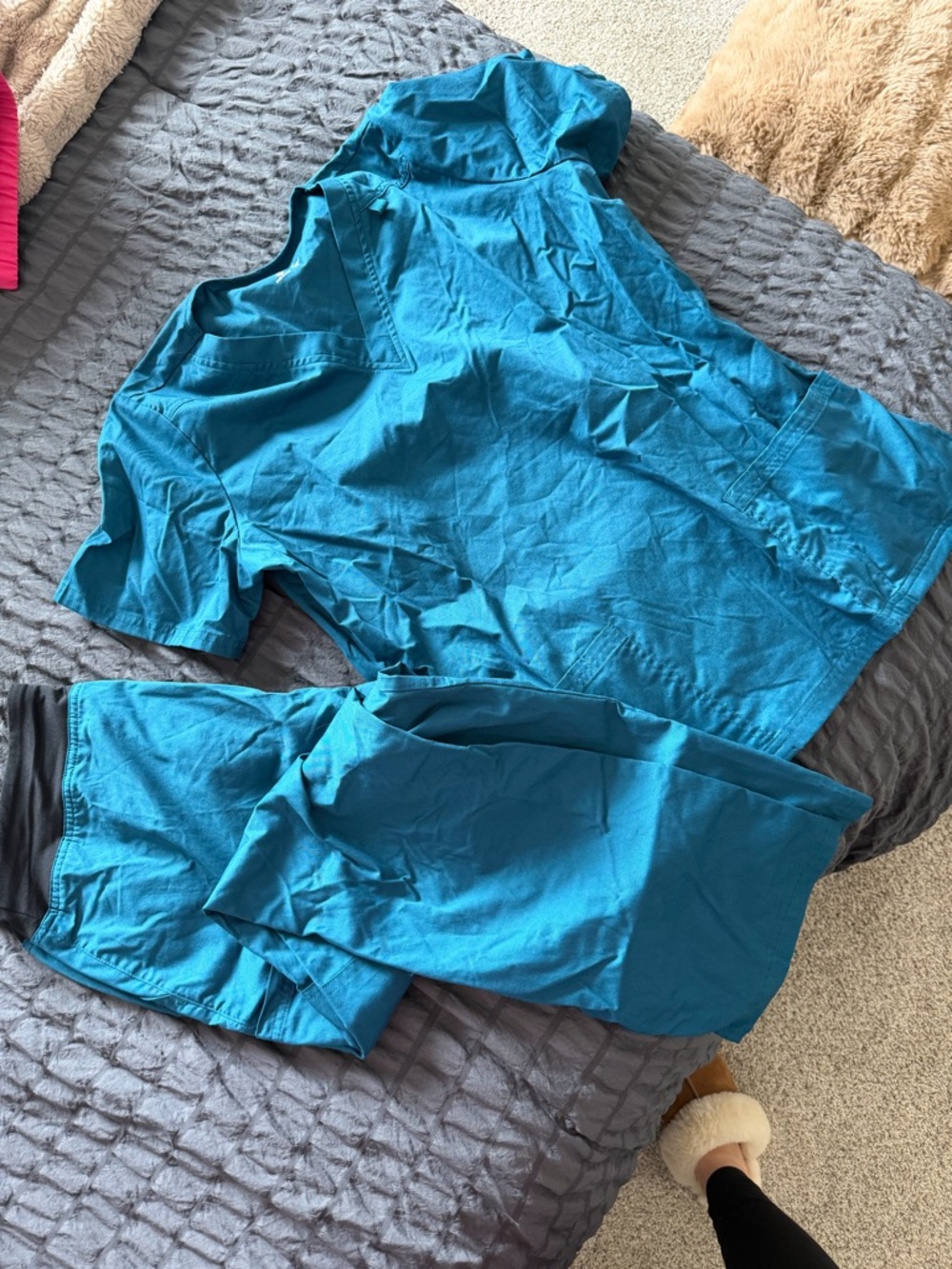 Women’s Teal Medical Scrub Top and Pants Set